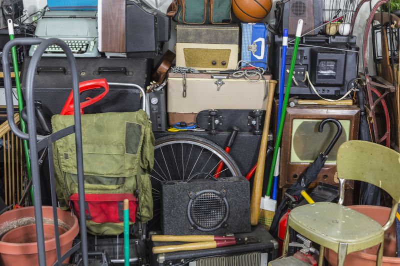 Signs It’s Time To Get Organizing And Decluttering Help